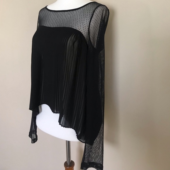 BCBGeneration semi sheer long sleeve. - Picture 2 of 7